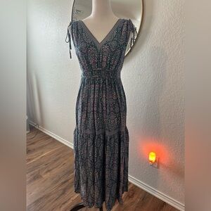 Joie Sleeveless Maxi Dress 💫